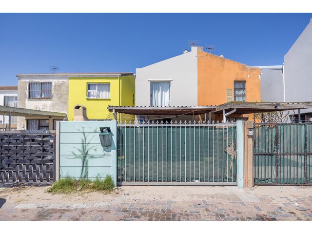  11  Reaper Green, Summer Greens, Milnerton 